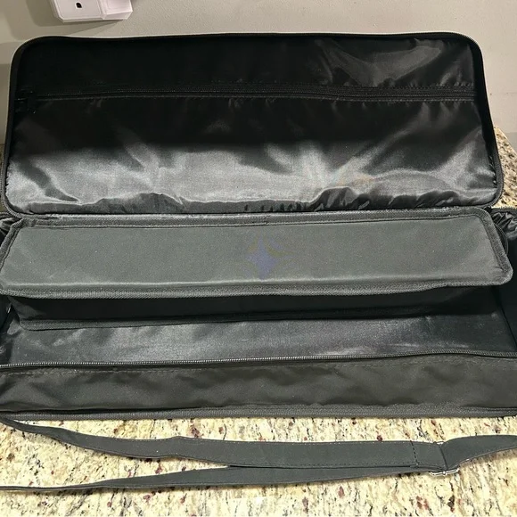 Classic Mahjong Tile Set with Dice - Picture 6 of 8